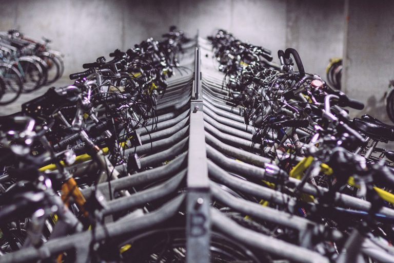 001/17 | Nach Novellierung der Landesbauordnung:  Grüne wollen Fahrradabstellsatzung