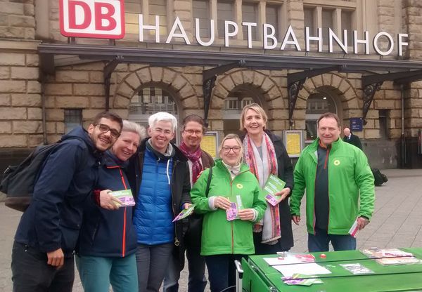 Grüne Bundesvorsitzende Simone Peter zu Besuch in Krefeld